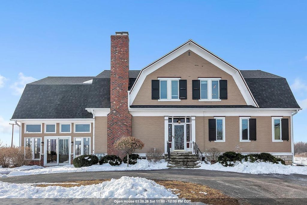 Photo of 3020 Sth 57, De Pere, WI 54115 (MLS # 50322593)