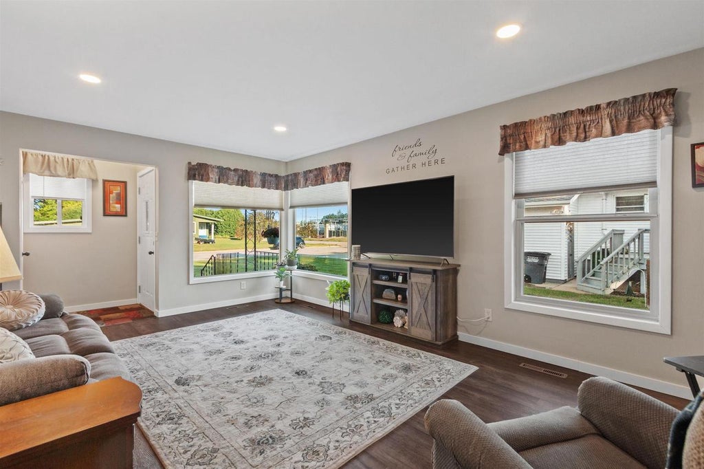 Photo of 321 19th Street S ST, Wisconsin Rapids, WI 54494 (MLS # 22604207)