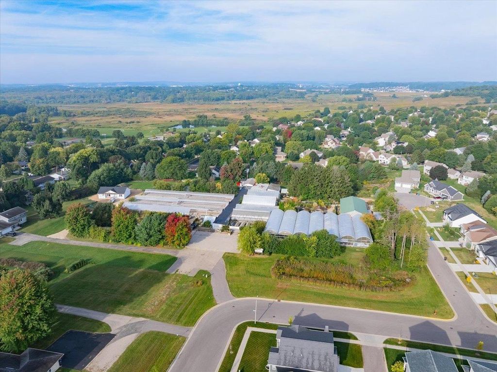 Photo of 5323 Carnation WAY, Waunakee, WI 53597 (MLS # 2008450)