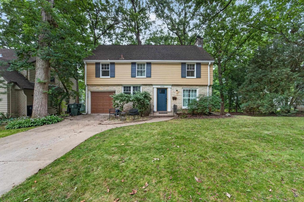 Photo of 4145 Hiawatha DRIVE, Madison, WI 53711 (MLS # 2033350)