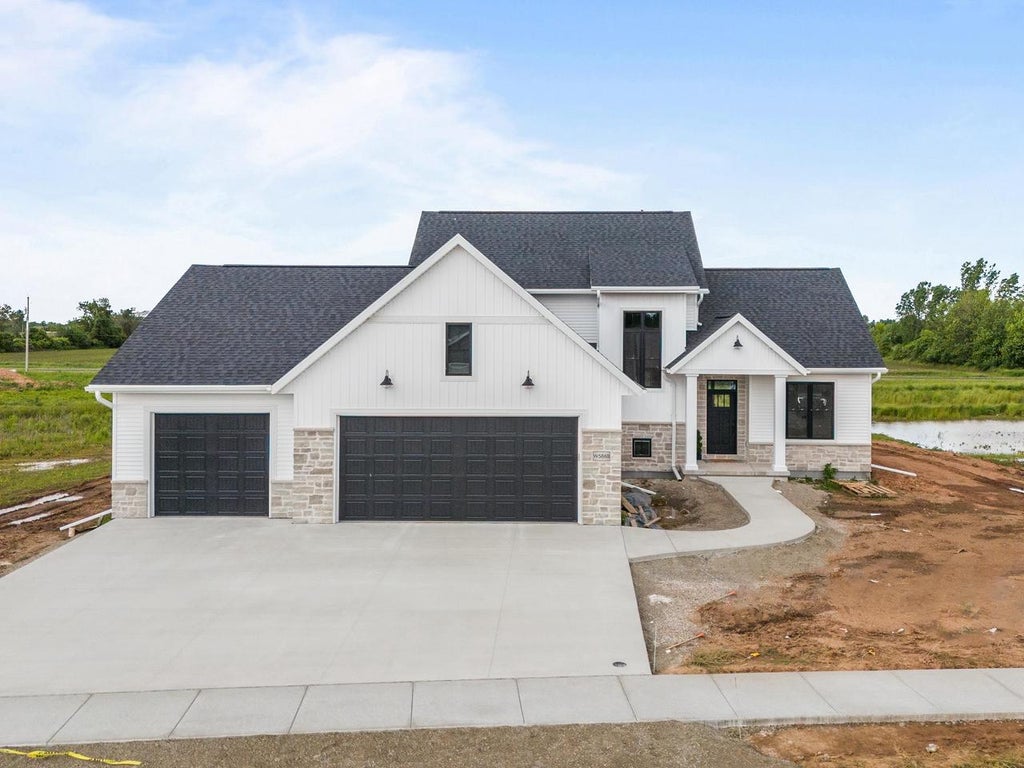 Photo of W5835 Delta DRIVE, Menasha, WI 54952 (MLS # 50329664)
