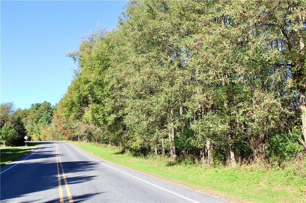 Photo of 0 S Lowes Creek Rd ROAD, Eau Claire, WI 54701 (MLS # 1596478)
