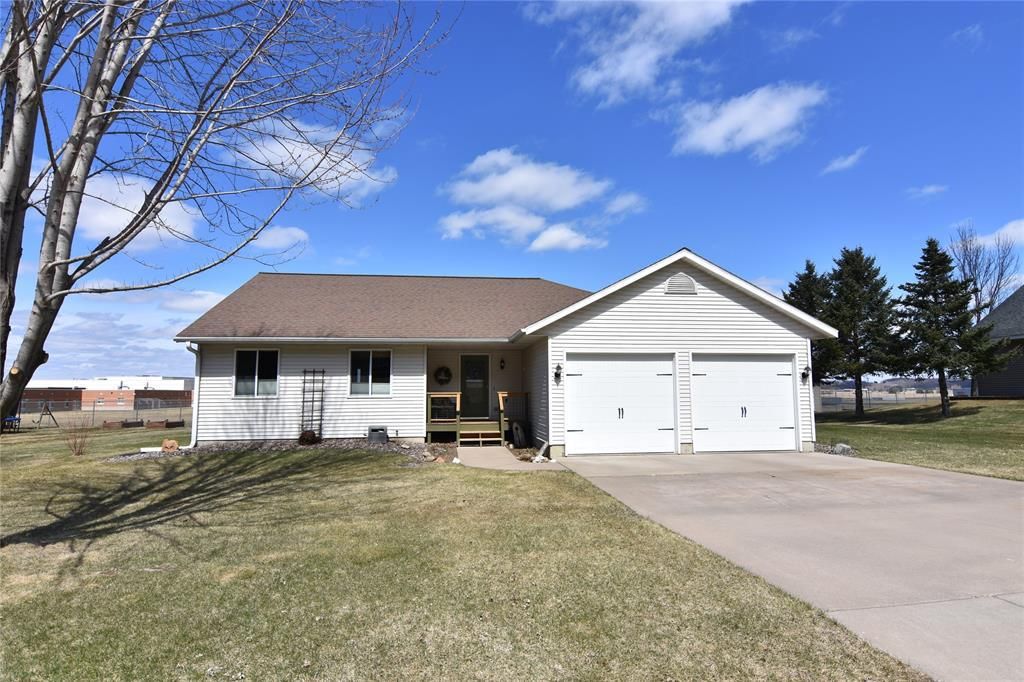 Photo of 711 8th AVENUE, Bloomer, WI 54724 (MLS # 1600031)