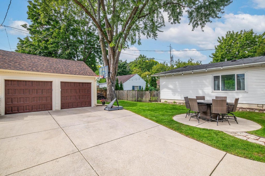 Photo of 2473 N 84th STREET, Wauwatosa, WI 53226 (MLS # 1982603)