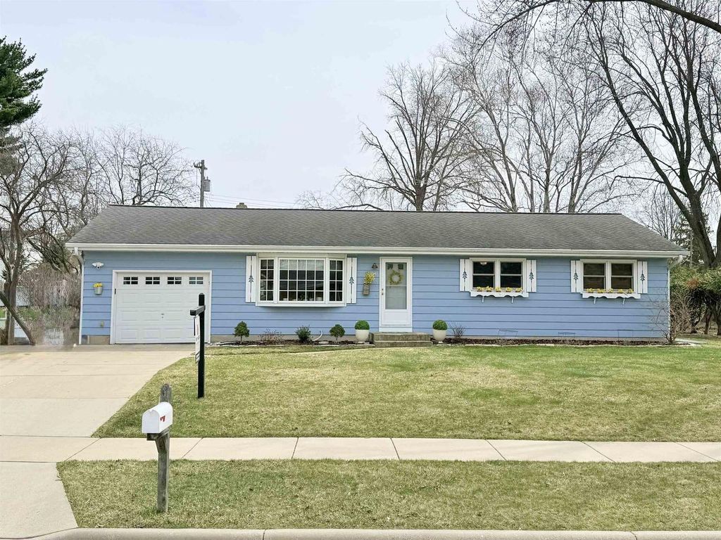 Photo of 1141 Beech STREET, Sun Prairie, WI 53590 (MLS # 2019131)