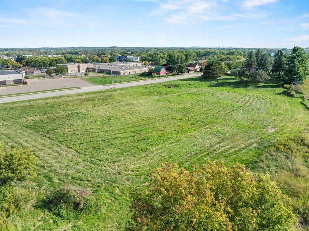 Photo of 1420 N Oak AVENUE, Marshfield, WI 54449 (MLS # 22600789)