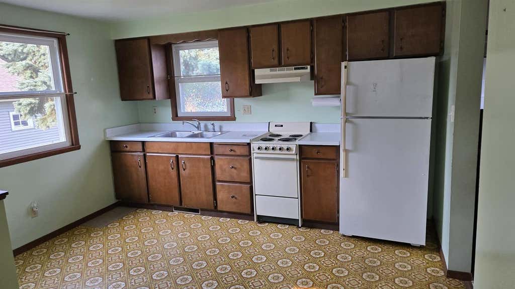 Photo of 135 E Scott STREET, Fond Du Lac, WI 54935 (MLS # 50329832)
