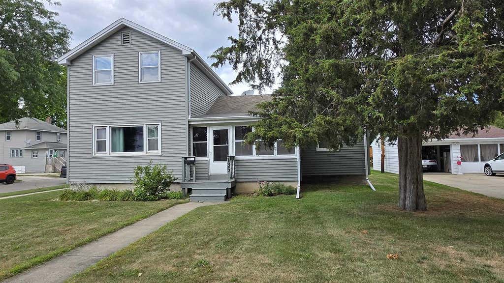 Photo of 135 E Scott STREET, Fond Du Lac, WI 54935 (MLS # 50329832)