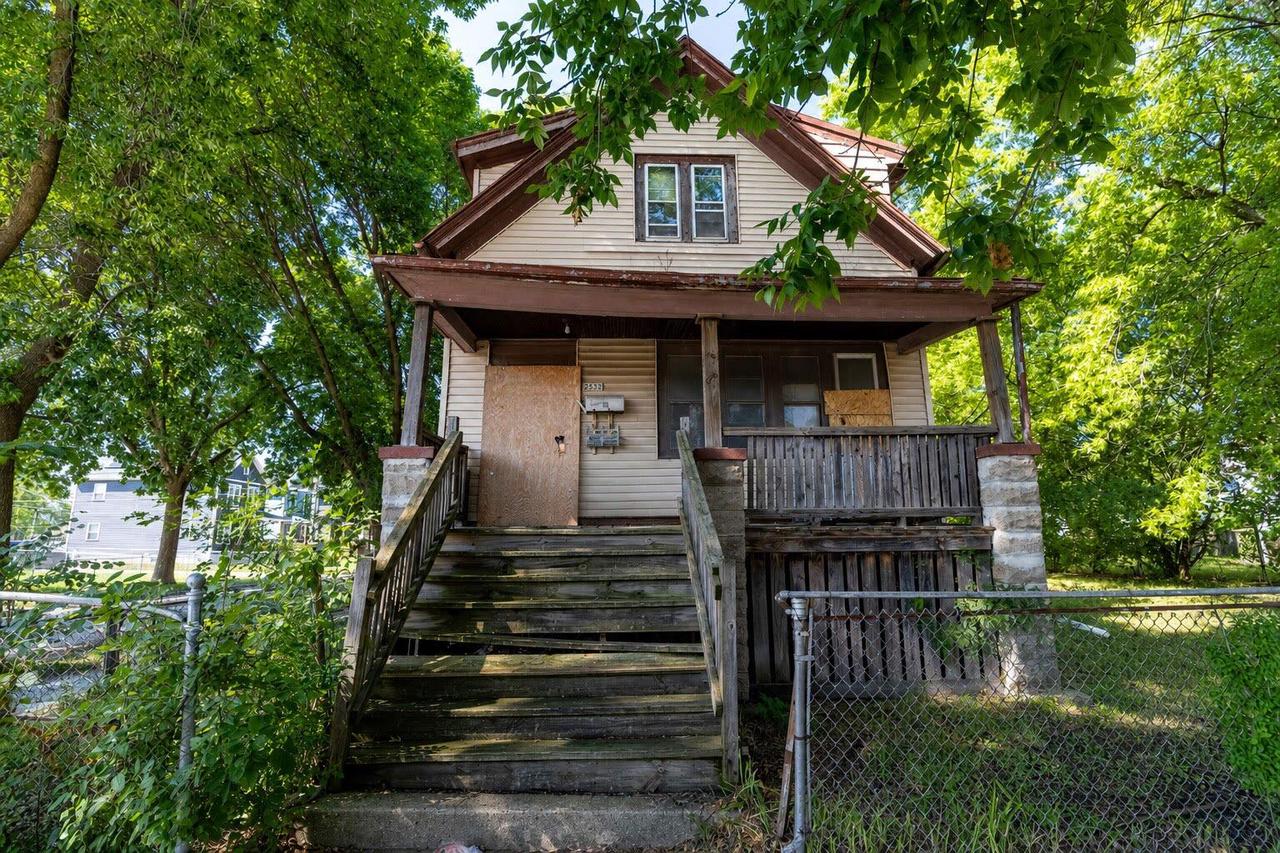 Property photo 2