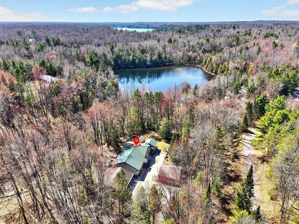 Photo of 16503 Thelen ROAD, Mountain, WI 54149 (MLS # 50324153)