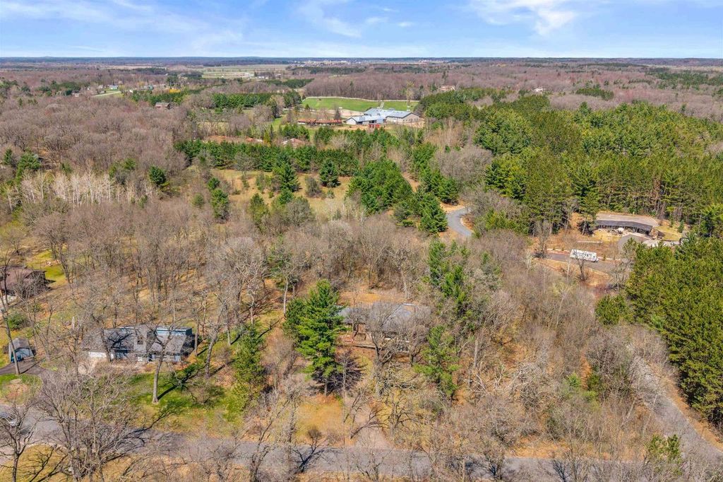 Photo of 6984 Country Beautiful LANE, Stevens Point, WI 54482 (MLS # 22601611)