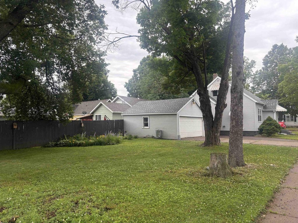 Photo of 711 Rosecrans STREET, Wausau, WI 54401 (MLS # 22603198)