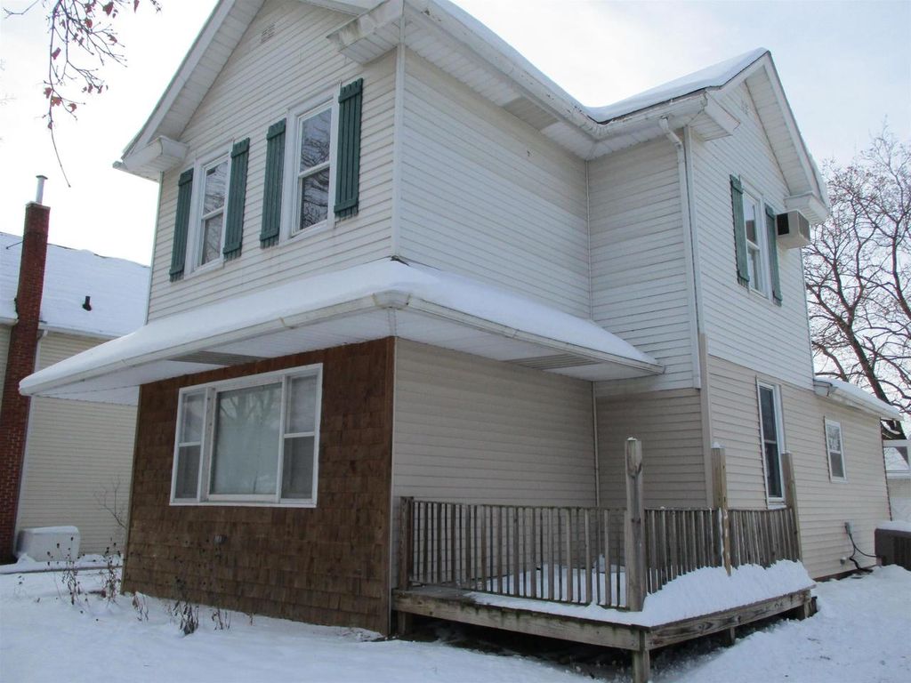 Photo of 506 W Amelia STREET, Cassville, WI 53806 (MLS # 2013466)