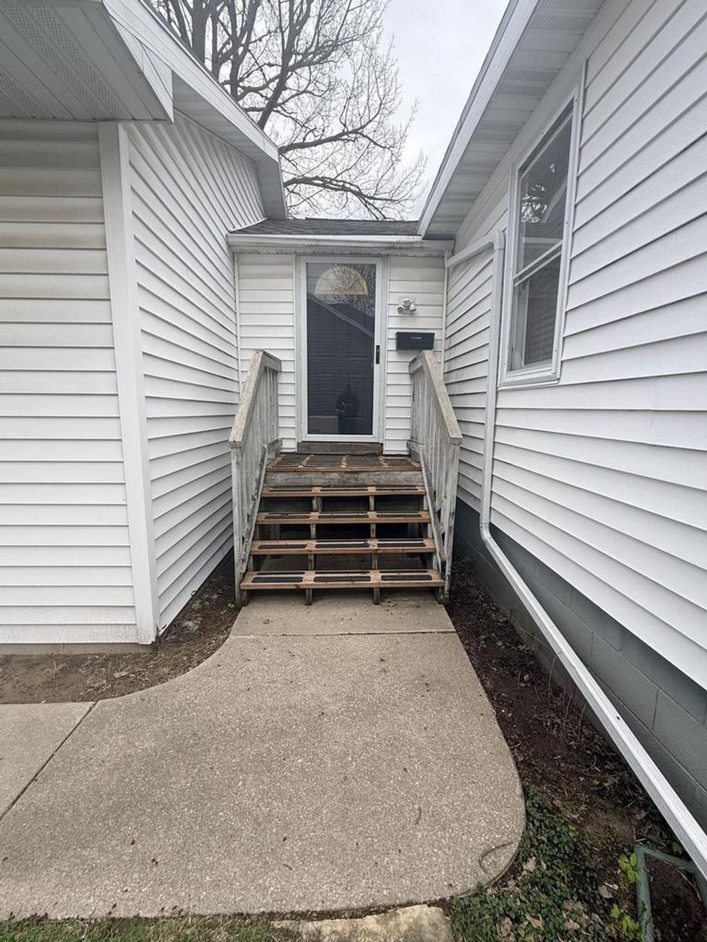 Photo of 833 Phoebe STREET, Green Bay, WI 54303 (MLS # 50324803)