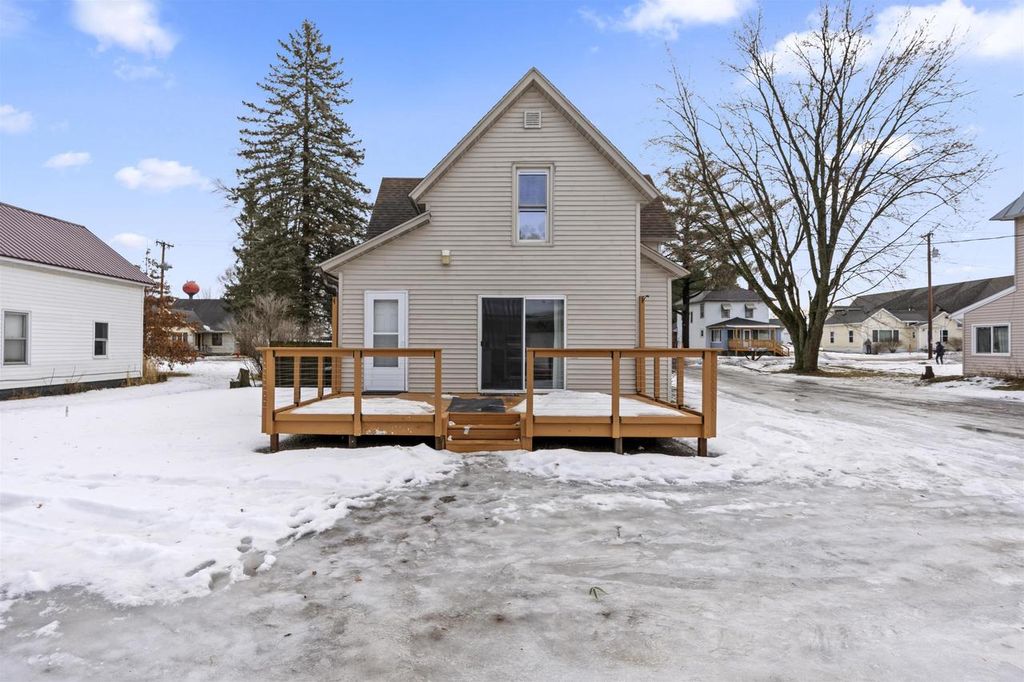Photo of 703 Depot STREET, Manawa, WI 54949 (MLS # 50320047)