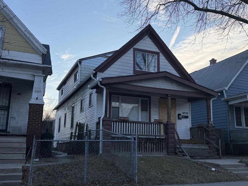 Photo of 2436 N 16th STREET, Milwaukee, WI 53206 (MLS # 1947632)