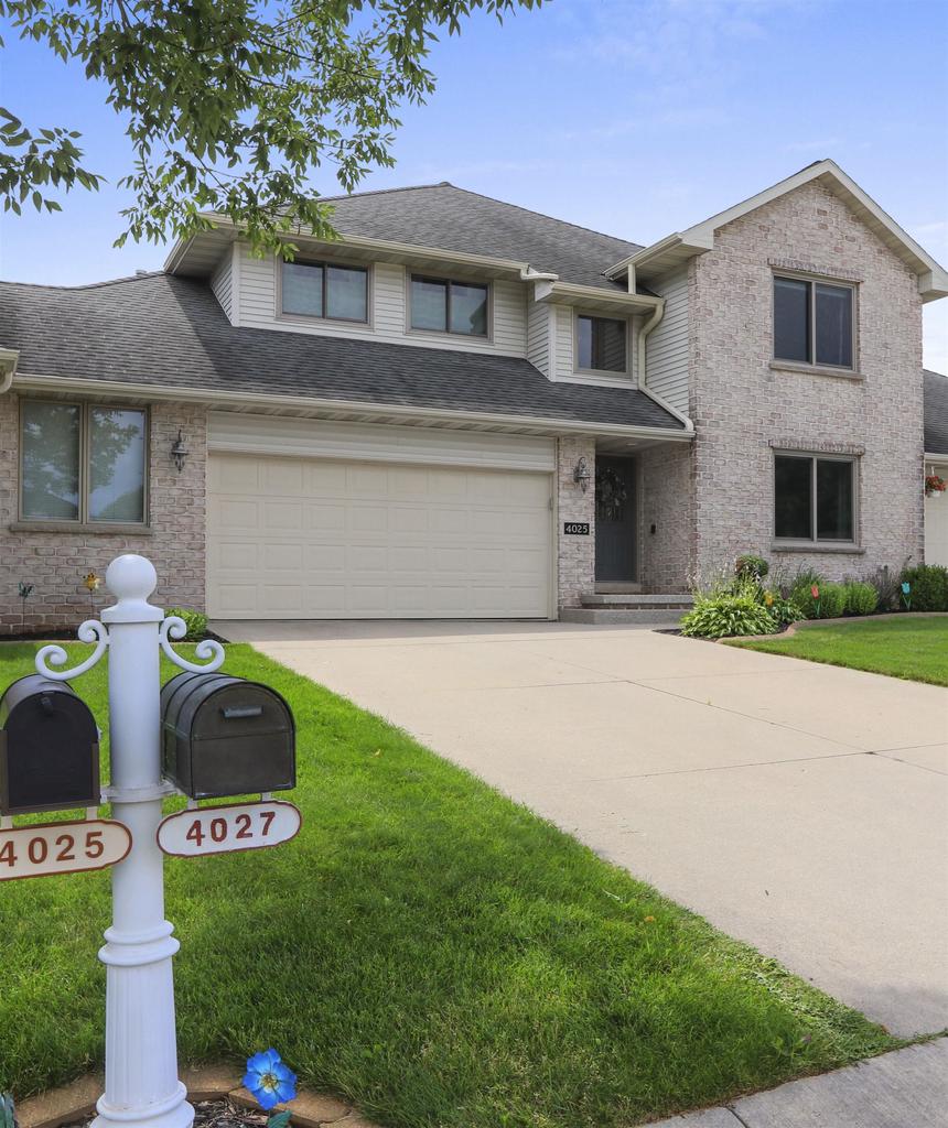 Photo of 4025 Ponce de Leon BOULEVARD, Hobart, WI 54155 (MLS # 50328882)