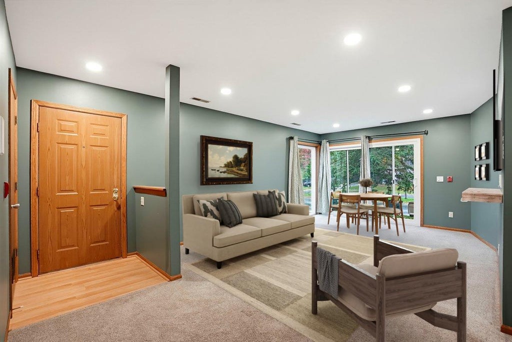 Photo of 930 Acewood BOULEVARD, Madison, WI 53714 (MLS # 2034787)