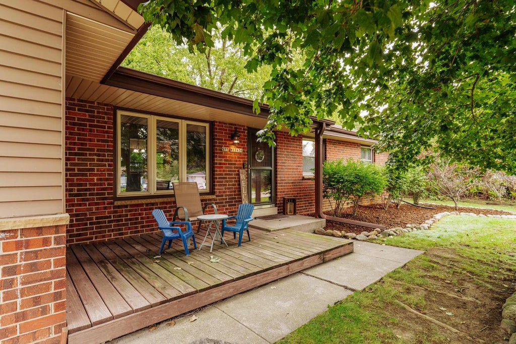 Photo of S77W17436 St Leonards DRIVE, Muskego, WI 53150 (MLS # 1981965)