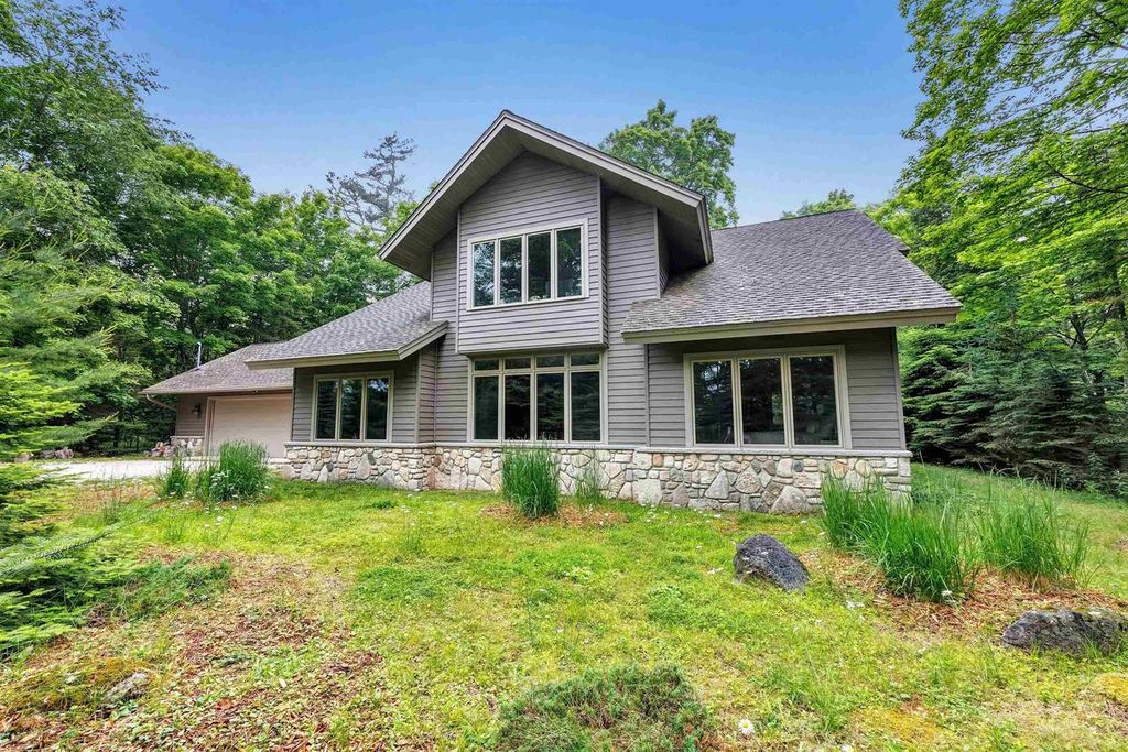 Photo of 4163 Glidden DRIVE, Sturgeon Bay, WI 54325 (MLS # 50322955)