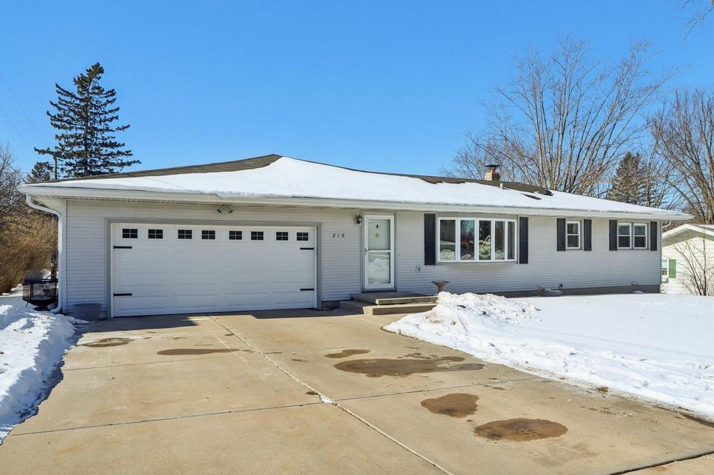 Photo of 216 Reigstad STREET, Deforest, WI 53532 (MLS # 2016034)