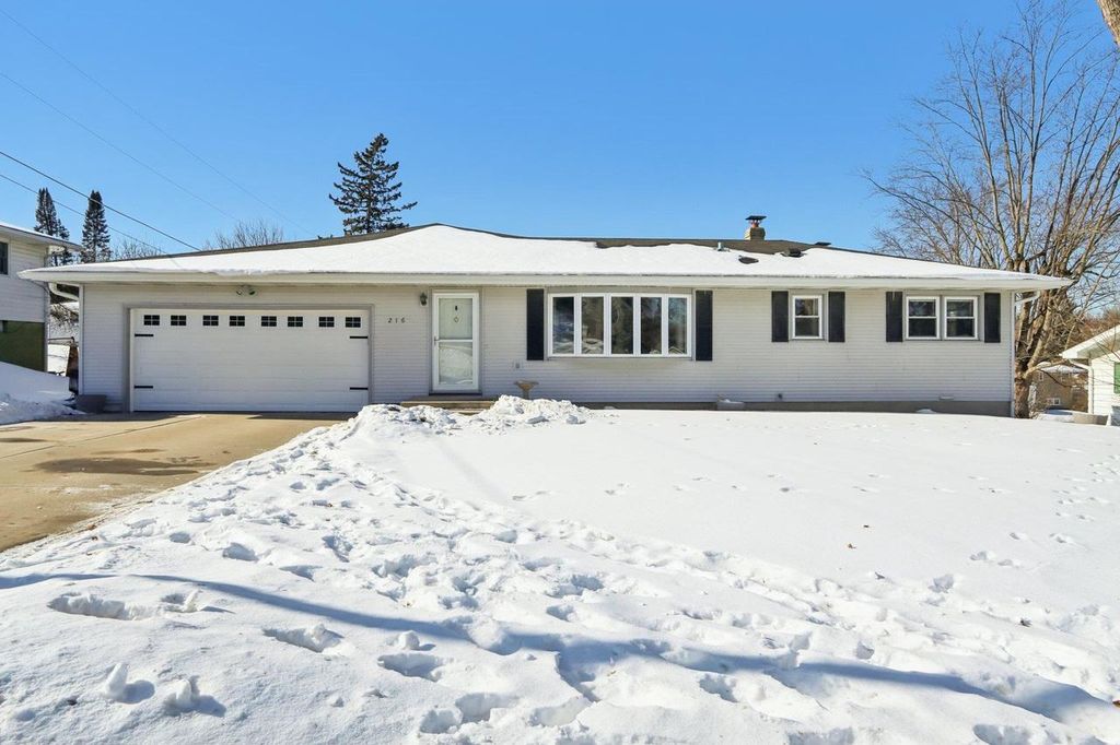 Photo of 216 Reigstad STREET, Deforest, WI 53532 (MLS # 2016034)