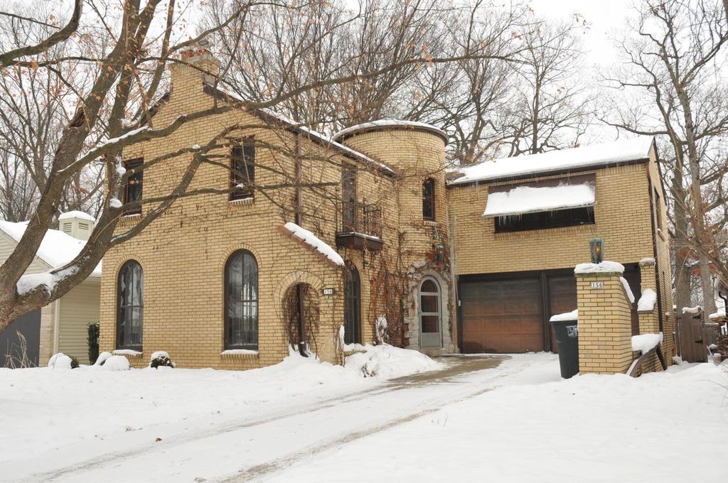 Photo of 156 N 87th STREET, Wauwatosa, WI 53226 (MLS # 1944981)