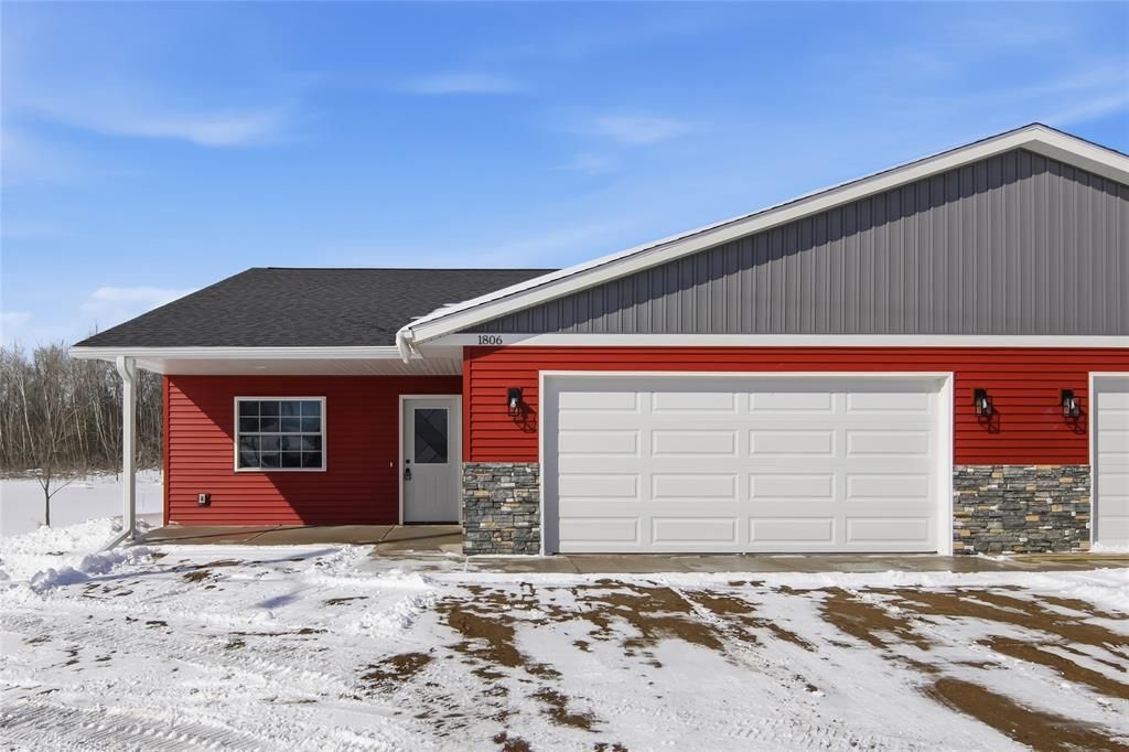 Photo of 1806 Dorret ROAD, Eau Claire, WI 54703 (MLS # 1595964)