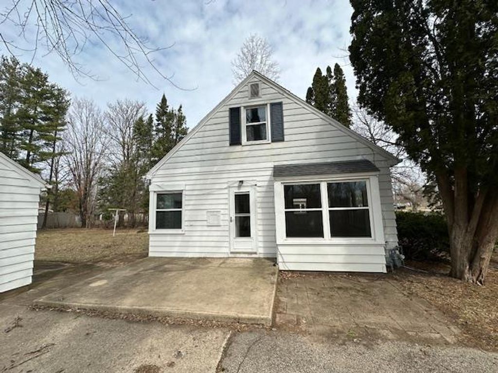 Photo of 387 N Wisconsin STREET, Berlin, WI 54923 (MLS # 2019259)