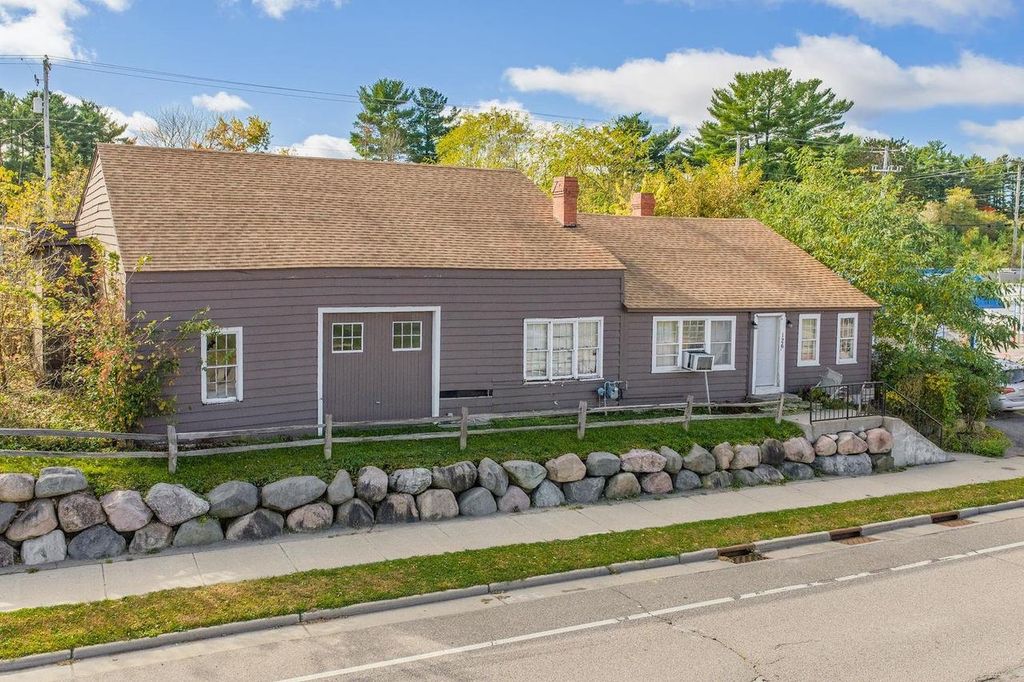 Photo of 126 W Munroe AVENUE, Wisconsin Dells, WI 53965 (MLS # 2011383)