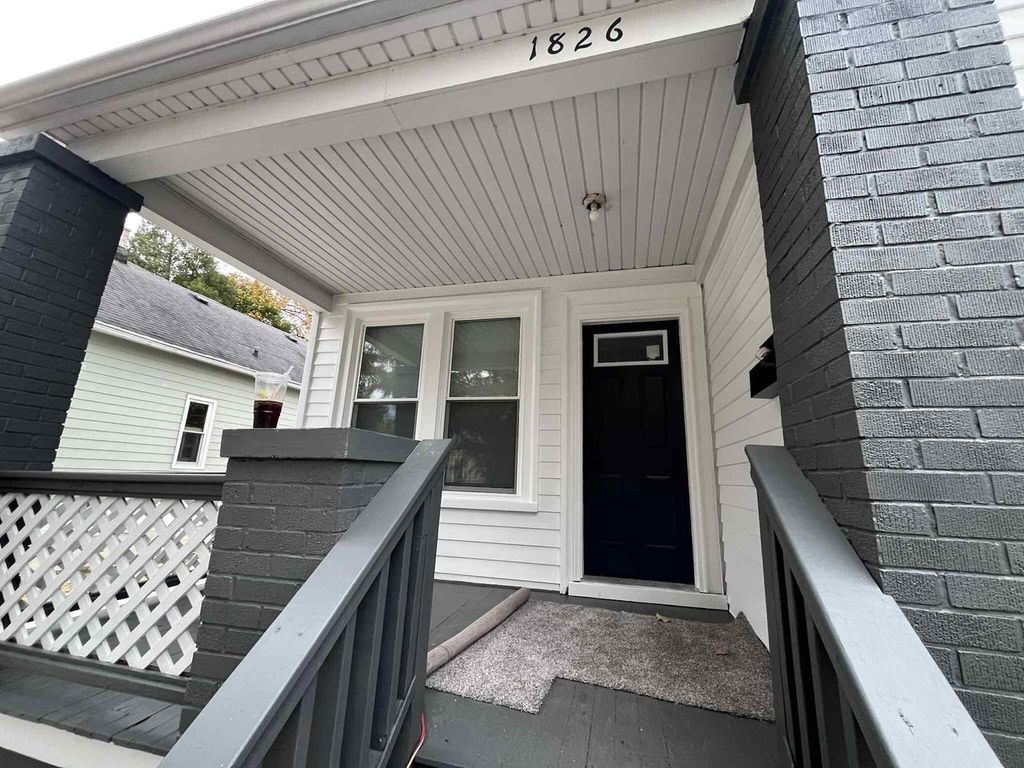 Photo of 1826 N Wisconsin STREET, Racine, WI 53402 (MLS # 1942371)