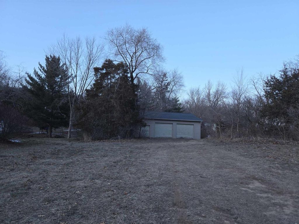 Photo of W10674 Airport ROAD, Lodi, WI 53555 (MLS # 2017286)