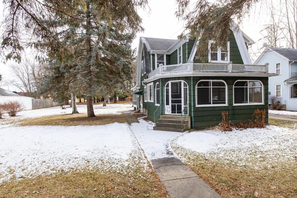 Photo of 137 W Foster STREET, Appleton, WI 54915 (MLS # 50319901)