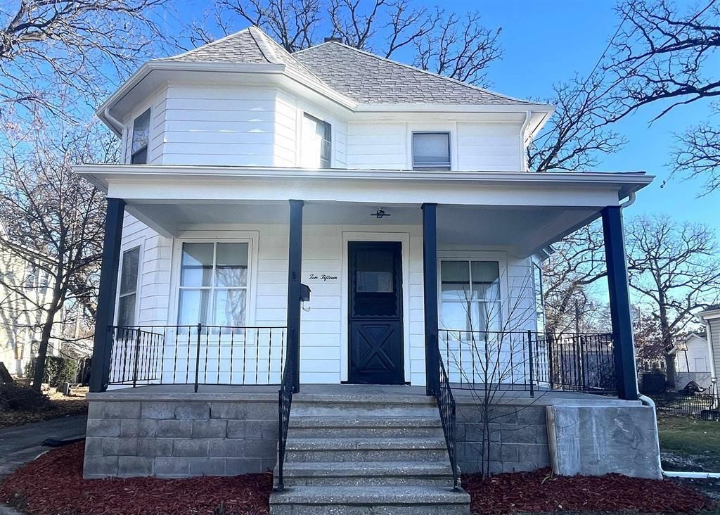 Photo of 1015 Prairie AVENUE, Beloit, WI 53511 (MLS # 2014573)