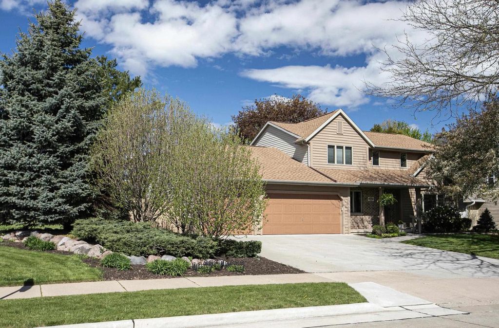 Photo of 3401 N Rankin STREET, Appleton, WI 54911 (MLS # 50325372)