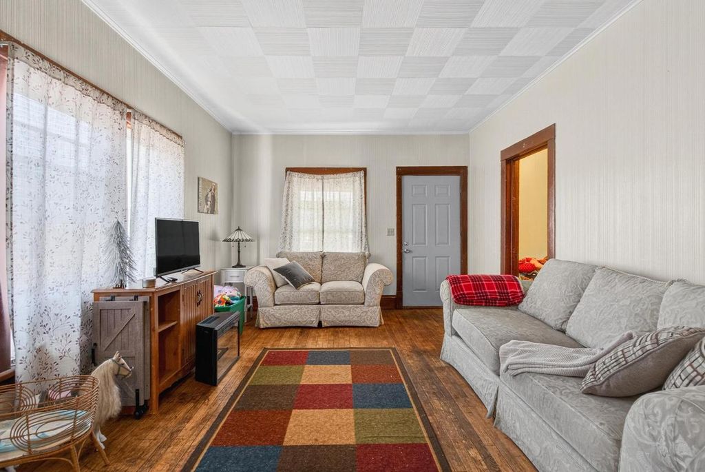 Photo of 1008 W 9th AVENUE, Oshkosh, WI 54902 (MLS # 50321254)