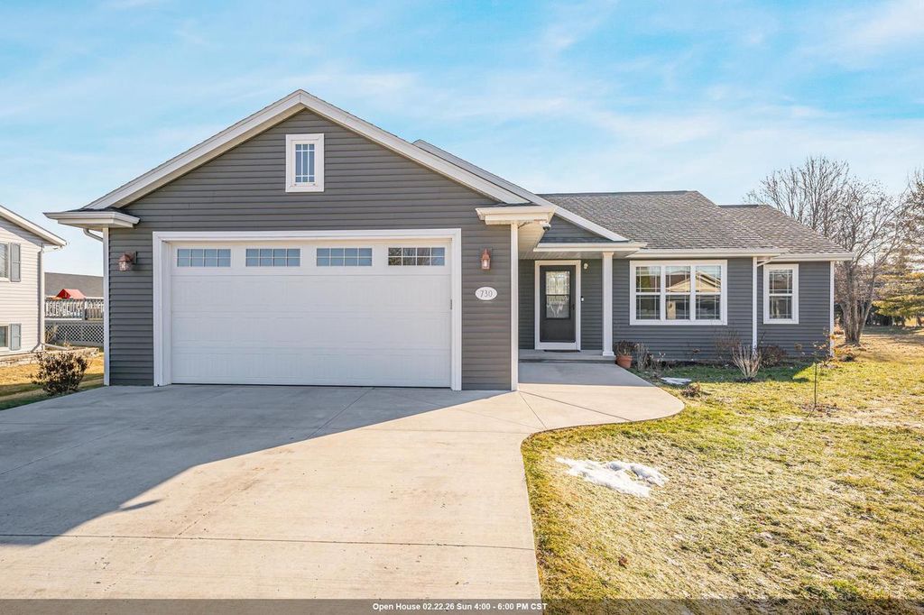 Photo of 730 E Scott STREET, Omro, WI 54963 (MLS # 50321419)