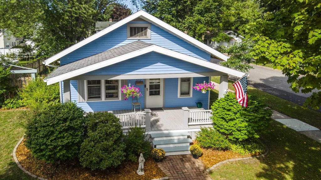 Photo of 2402 Emerson STREET, Wausau, WI 54403 (MLS # 22604343)