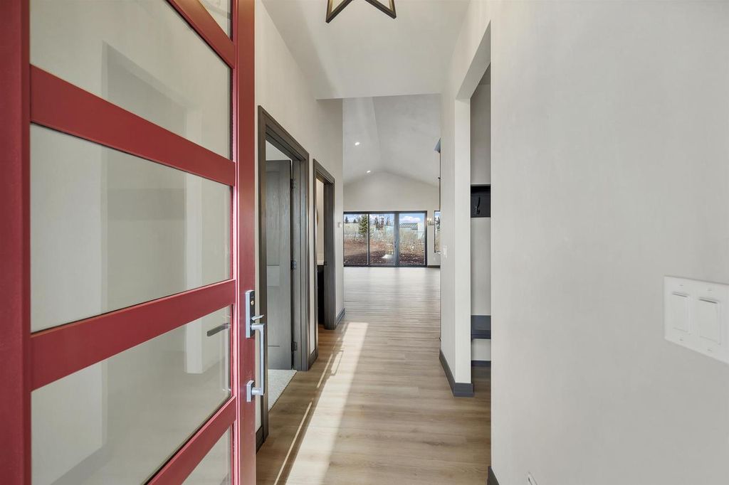 Photo of 315 Aldon CIRCLE, Green Bay, WI 54304 (MLS # 50319885)