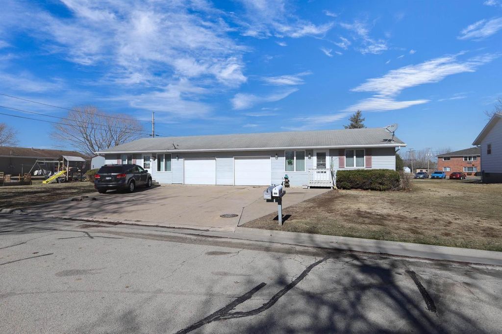 Photo of 601 E Forest STREET, Black Creek, WI 54106 (MLS # 50322303)