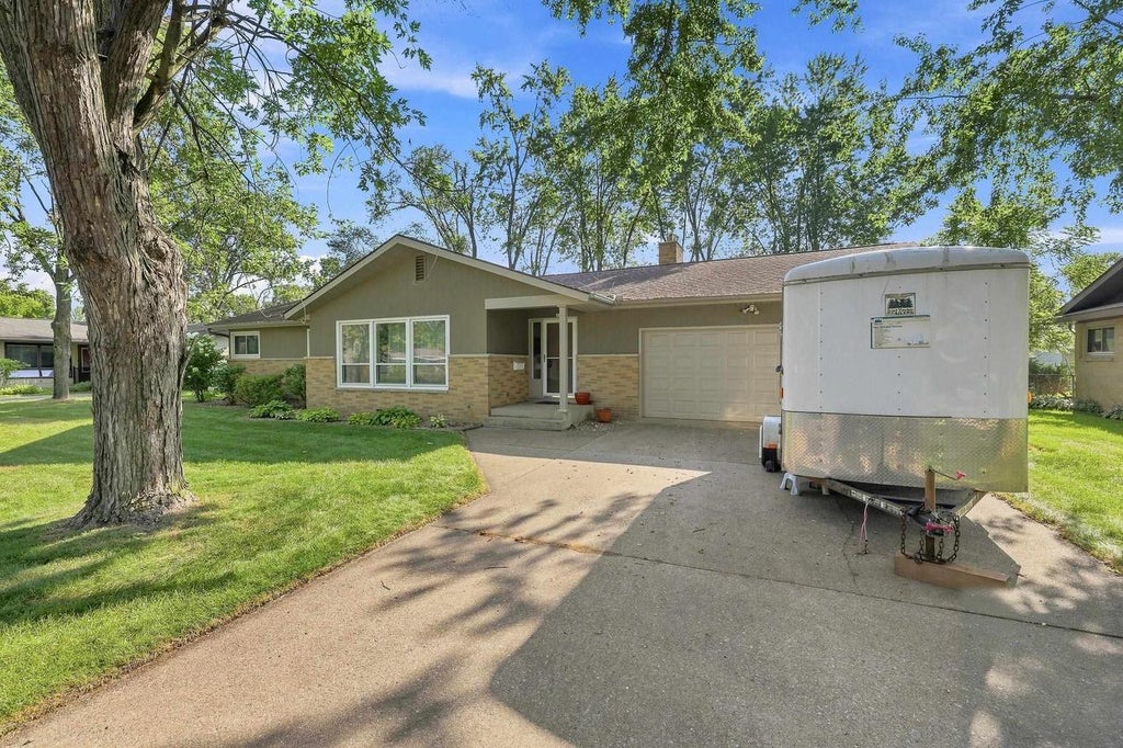 Photo of 517 Sommers STREET, Stevens Point, WI 54481 (MLS # 22604237)