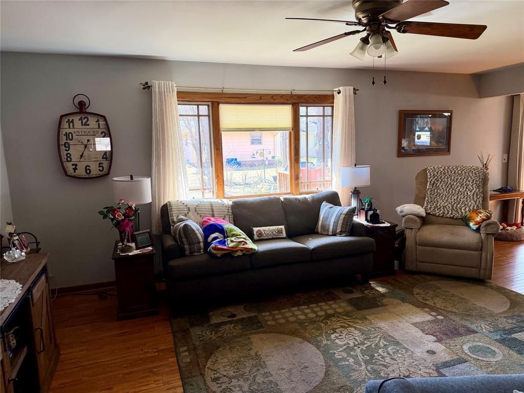 Photo of 1227 Bradley AVENUE, Eau Claire, WI 54701 (MLS # 1599735)