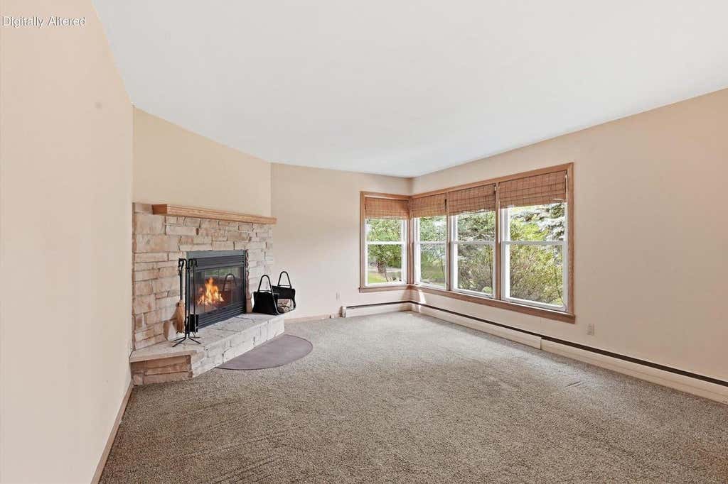 Photo of N68W15651 Chateau DRIVE, Menomonee Falls, WI 53051 (MLS # 1976231)