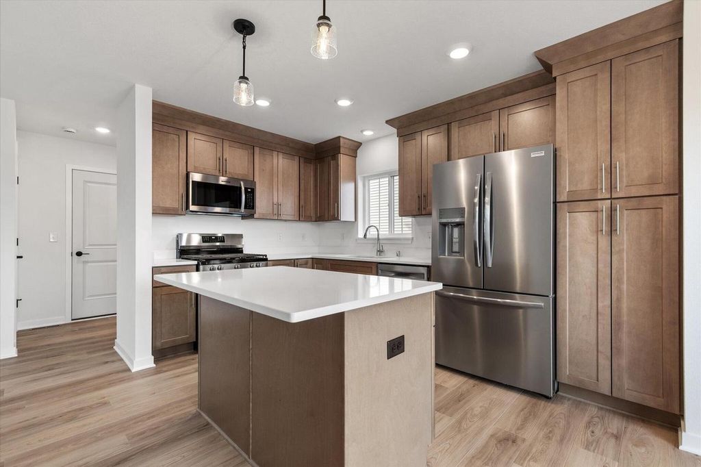 Photo of 617 Belmont DRIVE, Watertown, WI 53094 (MLS # 1959794)