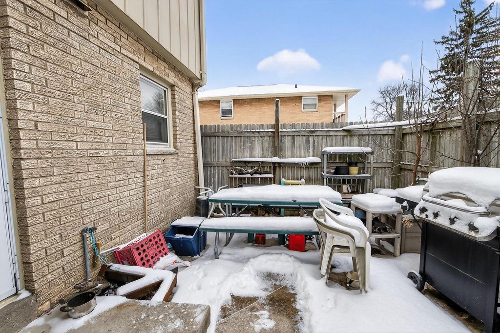 Photo of 12128 W Dearbourn AVENUE #12130, Wauwatosa, WI 53226 (MLS # 1948076)