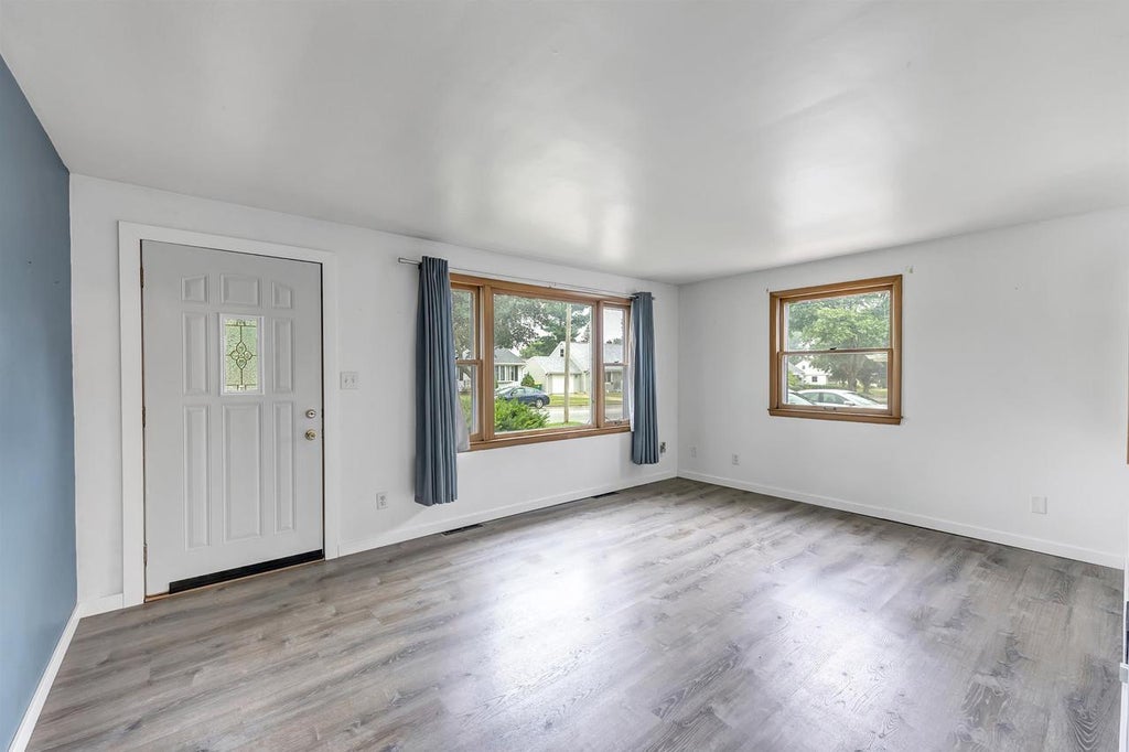 Photo of 536 Fred STREET, Green Bay, WI 54302 (MLS # 50330766)