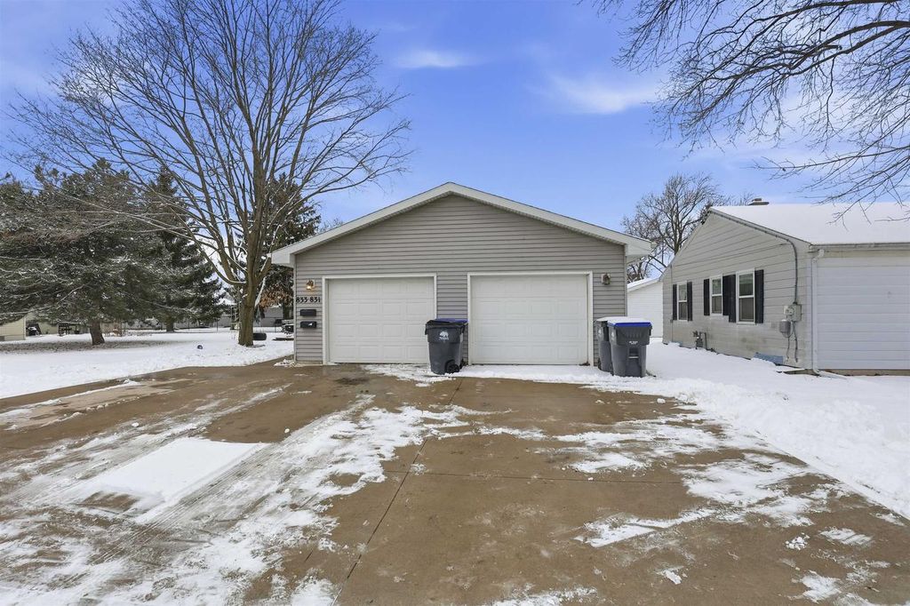 Photo of 831 S Commercial STREET, Neenah, WI 54956 (MLS # 50320135)