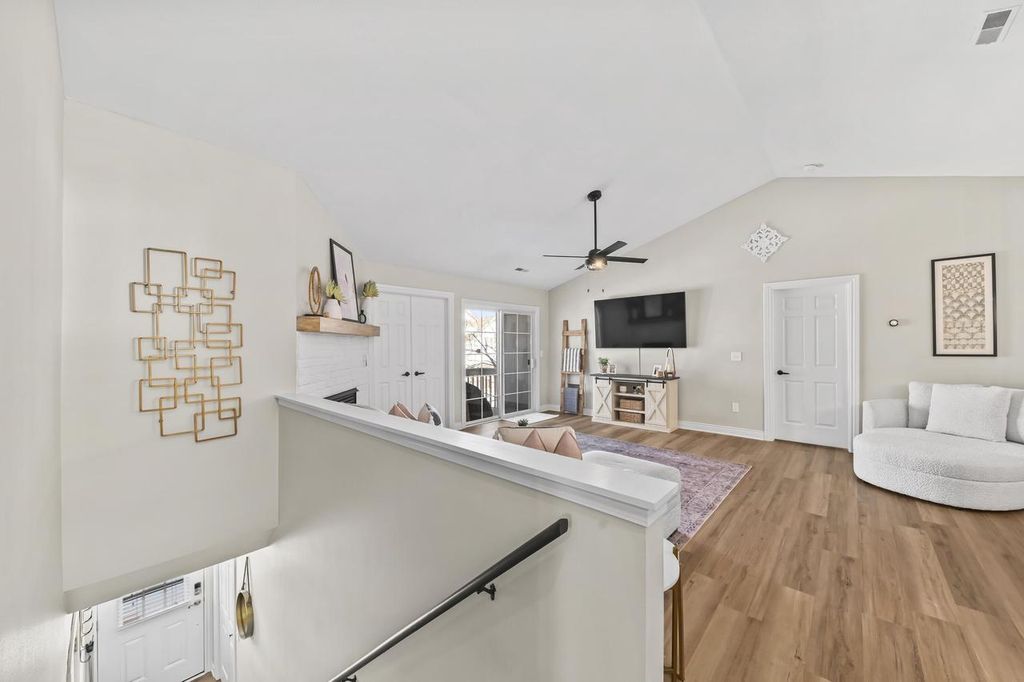 Photo of 590 Pewaukee ROAD #E, Pewaukee, WI 53072 (MLS # 1948344)