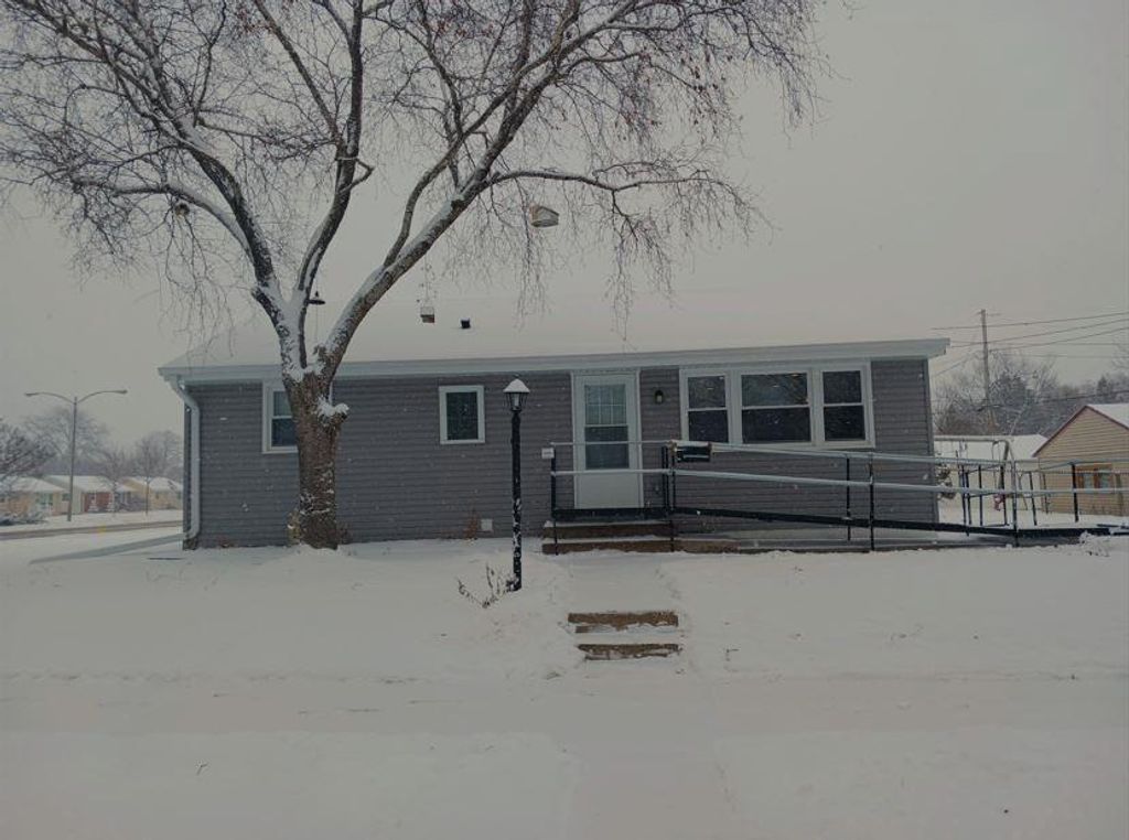 Photo of 7040 W Tallmadge PLACE, Milwaukee, WI 53218 (MLS # 22600180)