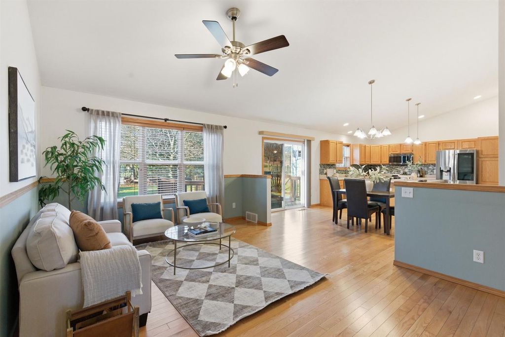 Photo of 706 Amnicon TRAIL, Madison, WI 53718 (MLS # 2014084)